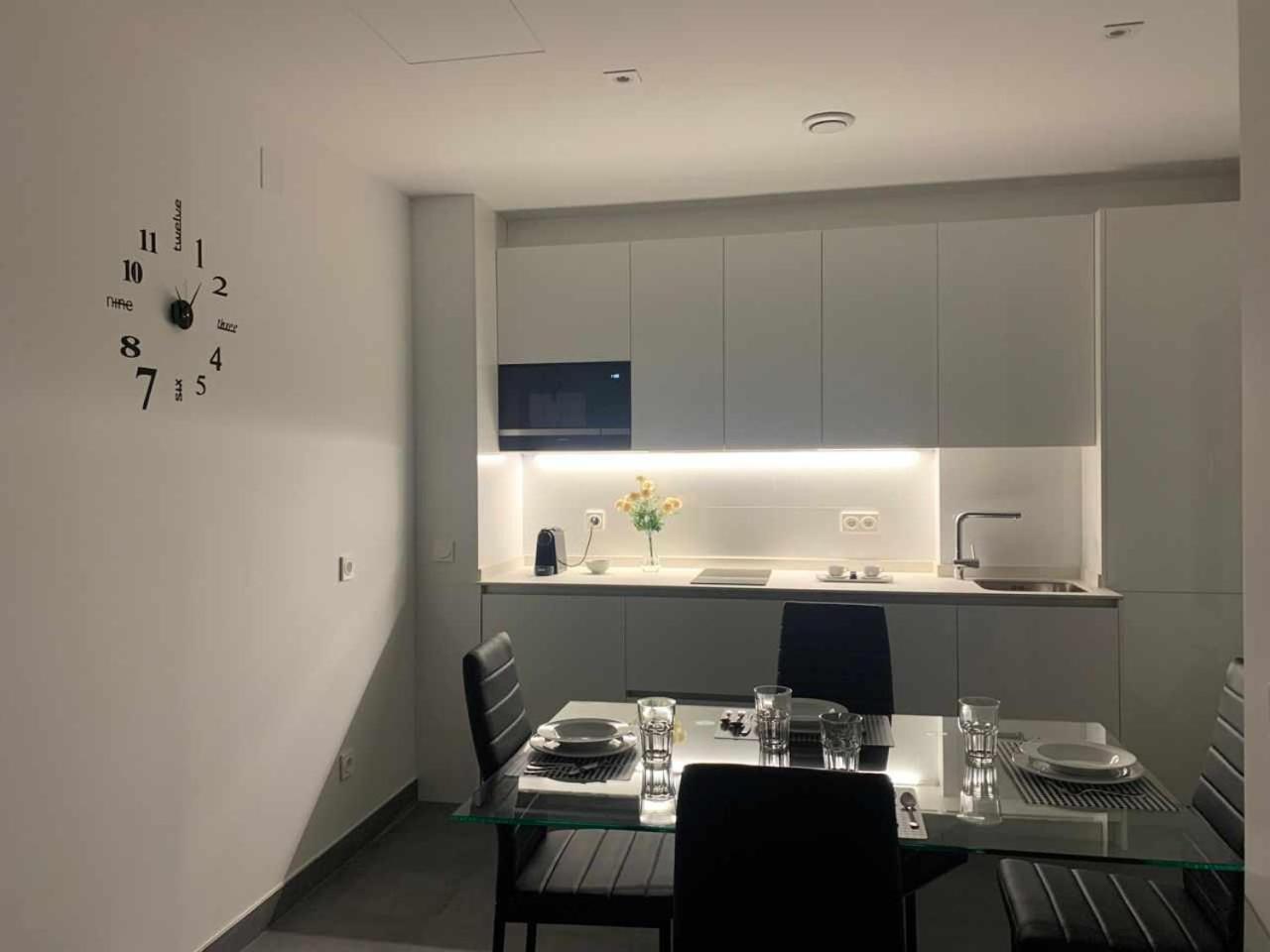 Ramon Y Cajal Suites De Luxe Leon Ngoại thất bức ảnh